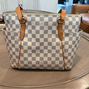 Louis Vuitton Totally PM Damier Azur shoulder bag